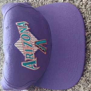 Vintage Arizona Diamondbacks hats